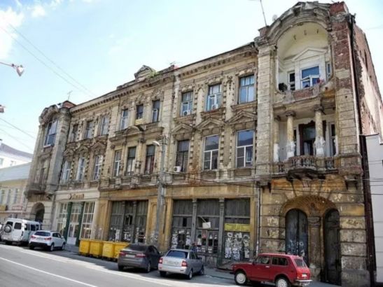 В Ростове в центре законсервируют два здания ОКН за 11 миллионов рублей