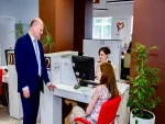 Александр Скрябин побывал с рабочим визитом в МФЦ на 40-летия Победы