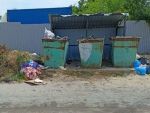 Жители Цимлянска жалуются от запаха мусора из-за нехватки в городе баков