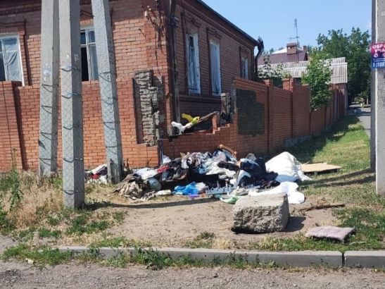 В Ростове власти не смогут помочь жителям с маргинальной соседкой