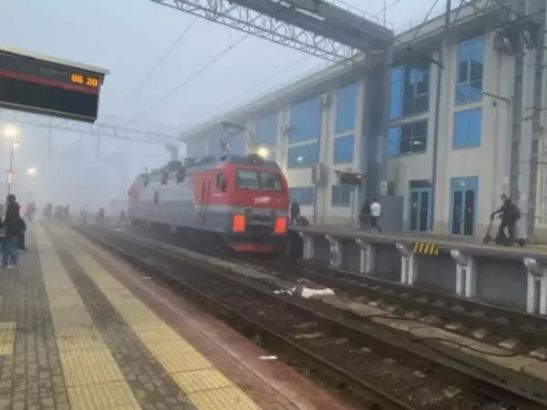 В результате атаки БПЛА в Ростовской области задерживаются 10 пассажирских поездов