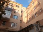 Исторический дом-гигант закатывают в штукатурку в Ростове