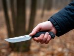 Житель Ростовской области чуть не зарезал ножом незнакомца из-за замечания
