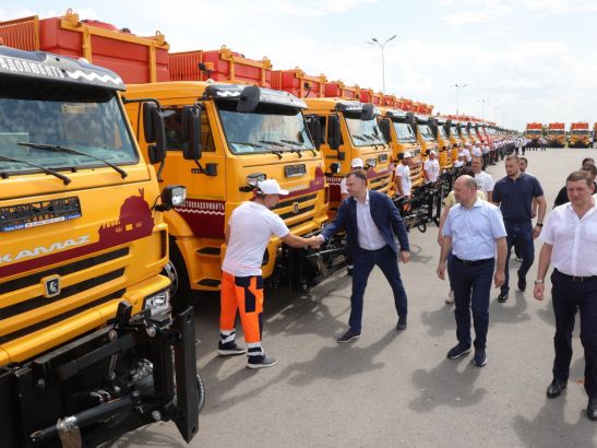 В Ростове обновили коммунальный автопарк