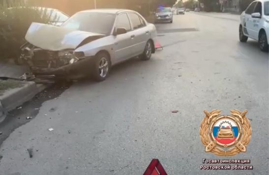 В Таганроге двое детей пострадали в аварии