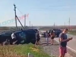 Три машины столкнулись в Ростовской области