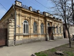 В Таганроге выставили на продажу старинный дом за 12 миллионов рублей