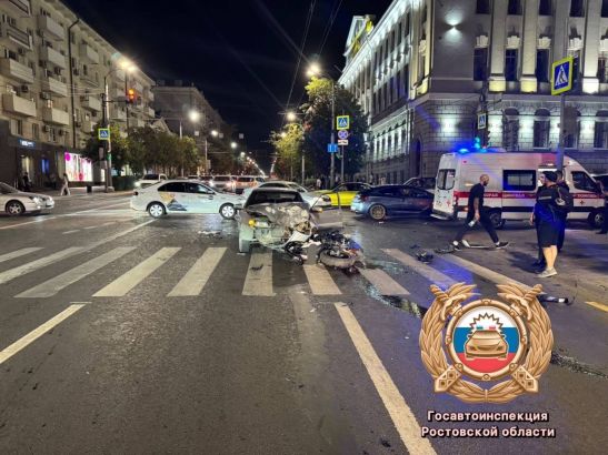 В Ростове в ДТП с мотоциклом пострадали три человека