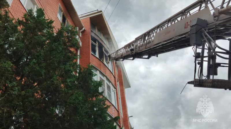 В Ростове после пожара в квартире нашли тело