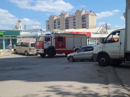 С рынка на Военведе в Ростове эвакуировали людей