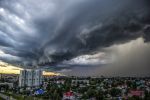 Штормовое из-за дождей продлили до 4 августа в Ростовской области