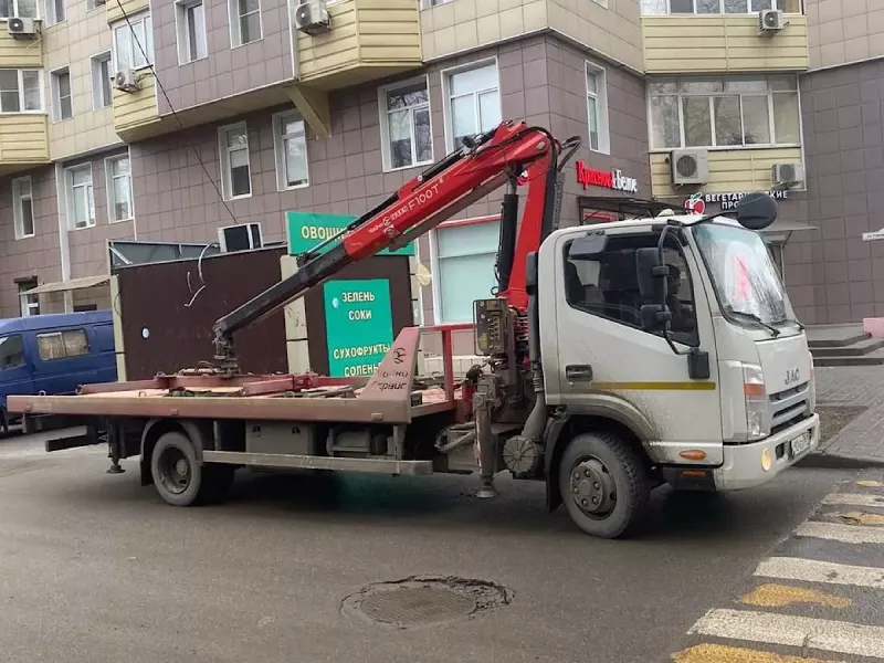 В Ростове планируют эвакуировать машины со снятыми или скрытыми госномерами