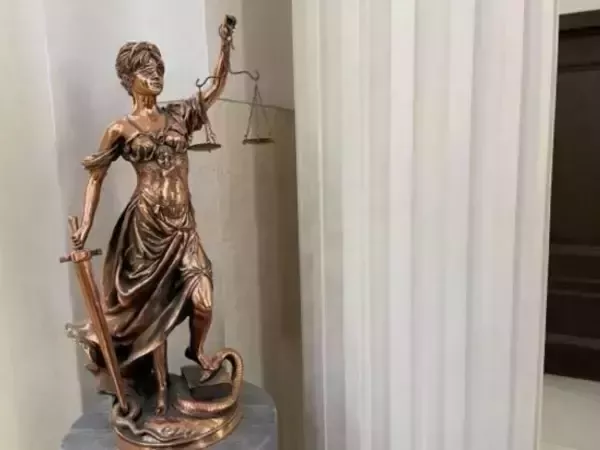 Экс-директора школы в Красном Сулине будут судить за превышение полномочий