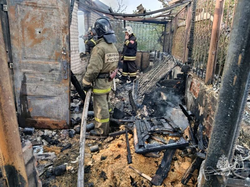 В Ростовской области за сутки произошло 16 пожаров