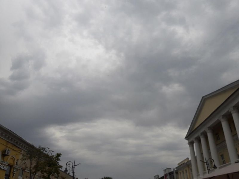 После атаки беспилотников в Ростовской области повреждены стекла в домах