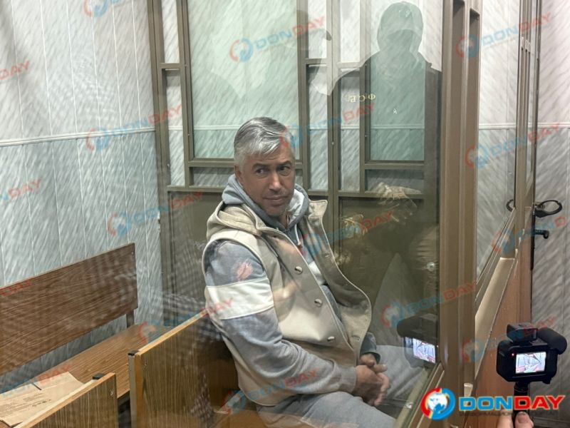 Суд начал заседание по избранию меры пресечения в отношении экс-главы администрации Ростова