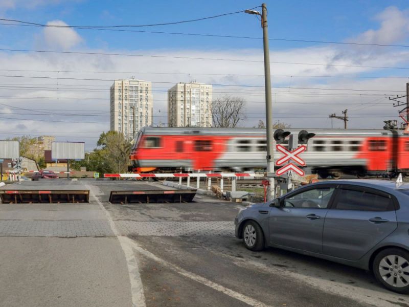 За 9 месяцев на железнодорожных переездах Ростовской области произошли 4 аварии