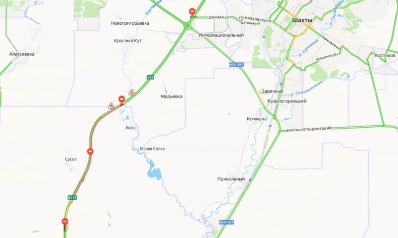 Гигантский затор парализовал движение под Шахтами на М-4