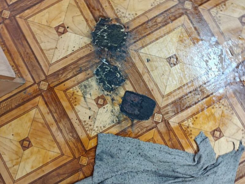 В школе Донецка у школьника во время урока сгорел смартфон