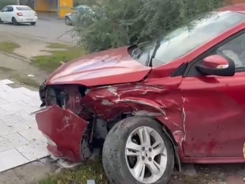 Школьник в Батайске пострадал после ДТП с легковушками