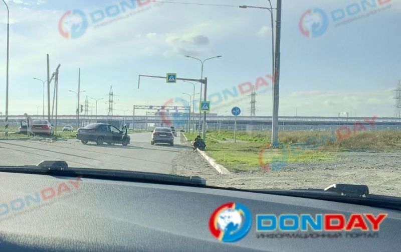 ДТП с двумя легковушками произошло на Еременко в Ростове
