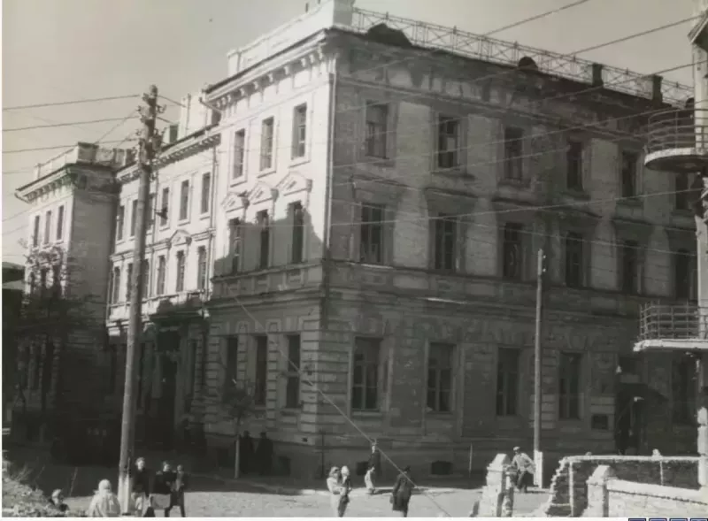 Помещения старинного здания бывшего Главпочтамта в Ростове пустили под аренду