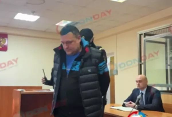 В Ростове доставили в суд заместителя начальника ГУ МЧС по Ростовской области
