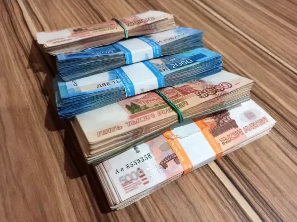 В Ростове изымут имущество семьи экс-начальника ФНС региона на 100 миллионов рублей