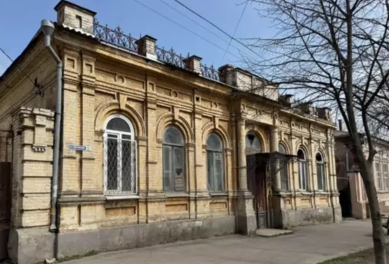 В Таганроге на продажу выставили историческое здание 19 века