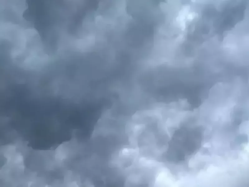 В Таганроге после атаки БПЛА повреждены жилые дома и общежитие