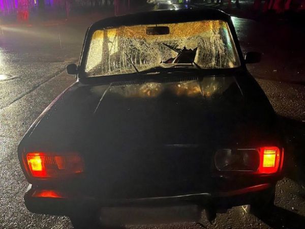 В Ростовской области 51-летний мужчина попал под колеса легковушки