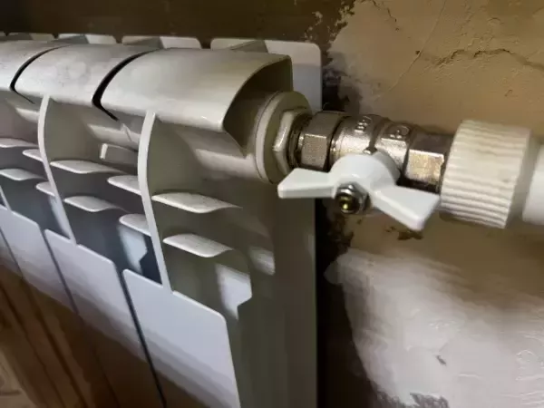 В Ростове жители двух районов остались без горячей воды и отопления