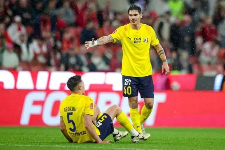 Приостановлены переходы двух футболистов "Ростова" в московское "Динамо"