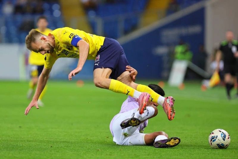 В домашнем матче 14-го тура РПЛ футбольный клуб «Ростов» уступил «Акрону»