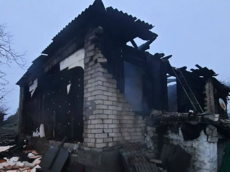 В Ростовской области пожилой мужчина погиб во время пожара в доме