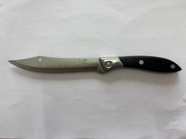 В Ростовской области женщина едва не зарезала своего знакомого