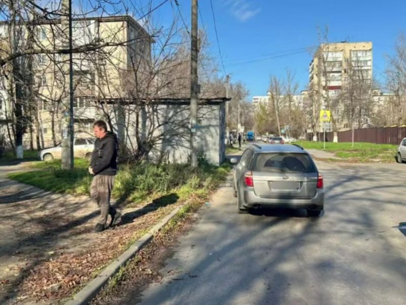 Под колеса иномарки в Ростове на Каширской попала семилетняя девочка