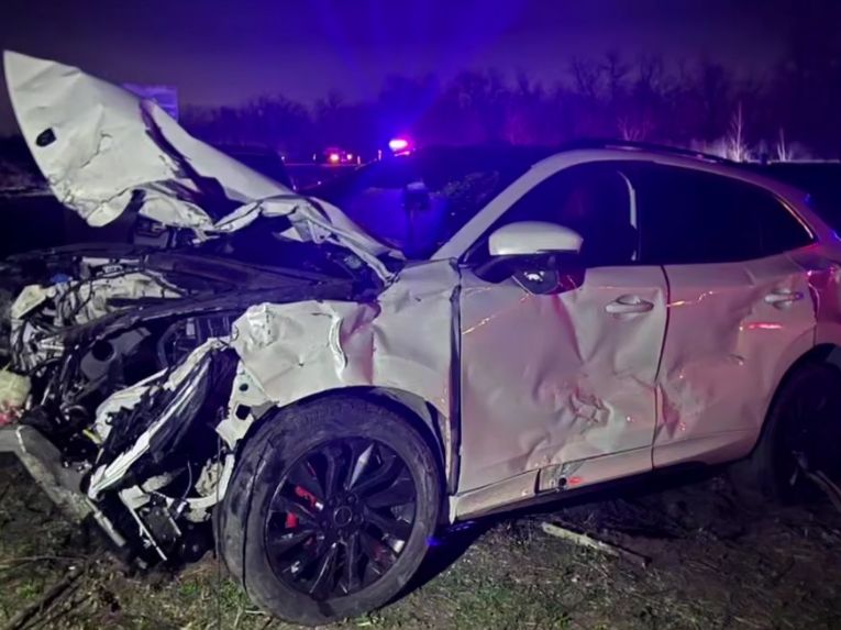 Один человек погиб и трое пострадали в жуткой аварии неподалеку от Ростова