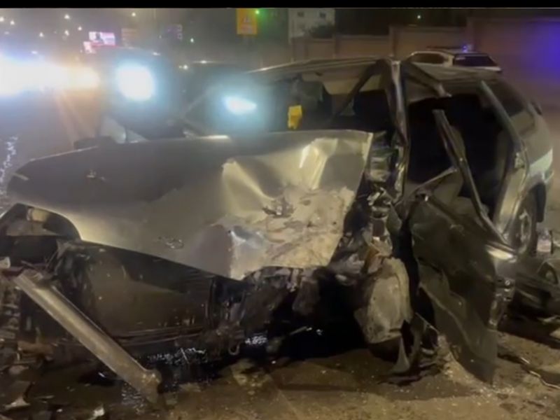 В Ростове в жестком ДТП с иномаркой пострадали двое взрослых и пятилетний ребенок