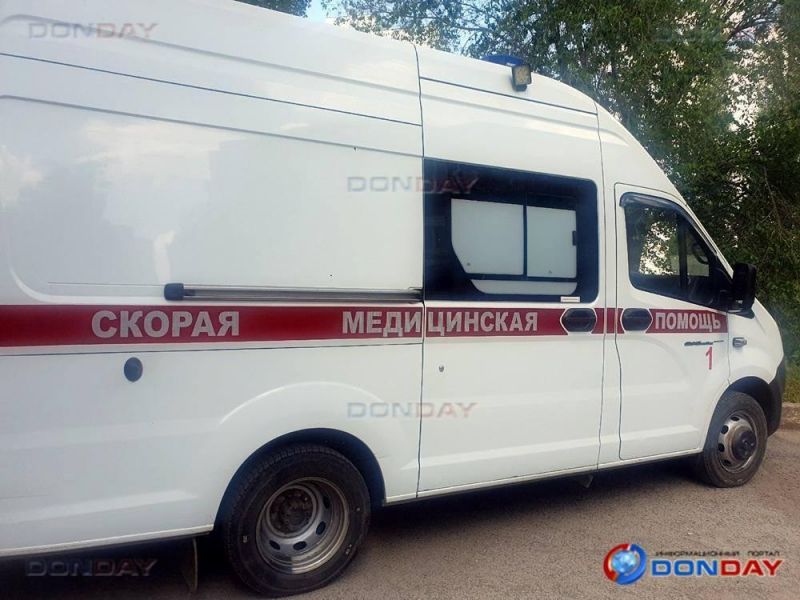 В Ростове-на-Дону на пожаре пострадал человек.