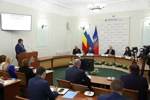 В Ростове во время пожара в доме семья чудом спаслась