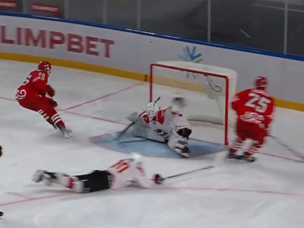 Шайба хоккеиста «Ростова» вошла в топ-10 голов недели в ВХЛ