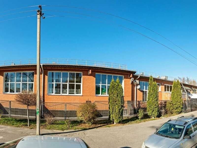 Родители Суворовского ЖК в Ростове просят спасти единственный детский спортивный комплекс района