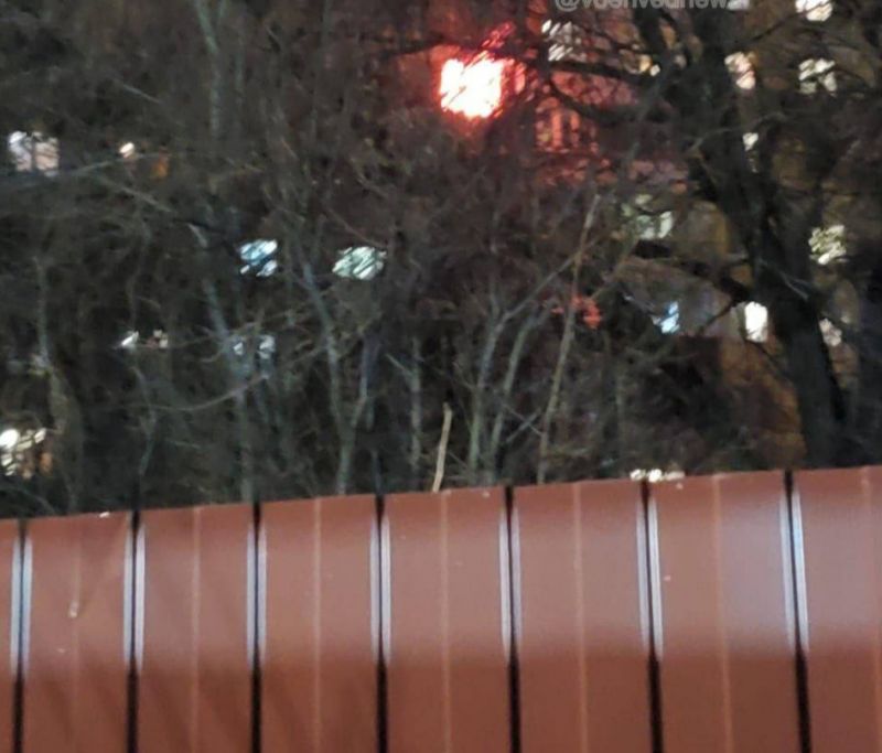 На Военведе в Ростове произошел пожар в квартире многоэтажного дома