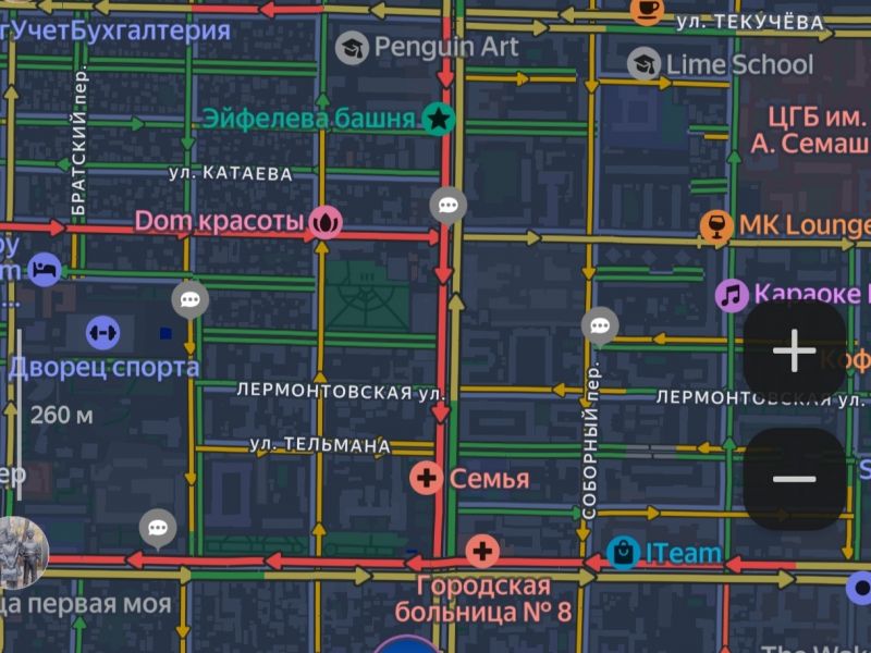 Поломка светофоров на Буденновском спровоцировала масштабные пробки в Ростове-на-Дону