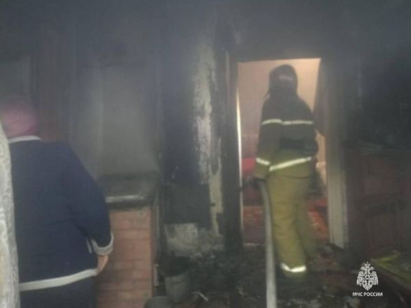 В Ростовской области случилось два возгорания из-за растопленных печей.