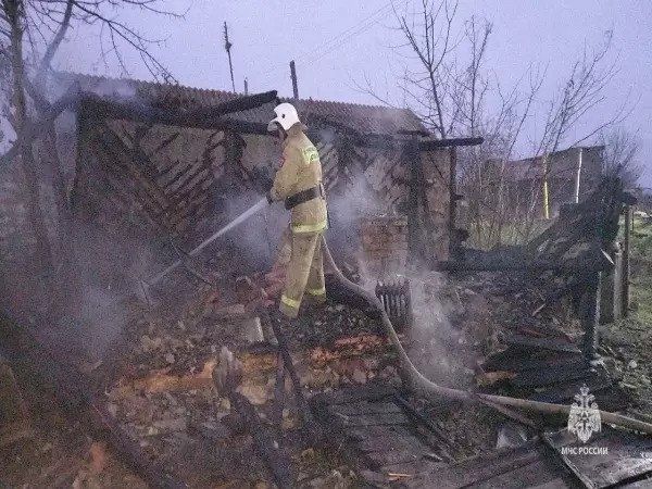 На Дону при пожаре погиб 56-летний мужчина