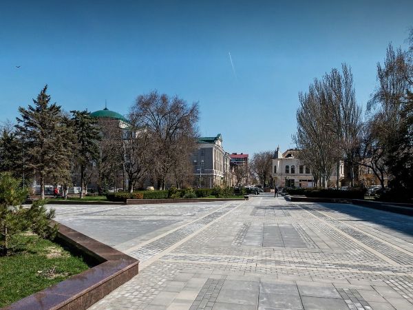 Сквер у здания правительства Ростовской области преобразят