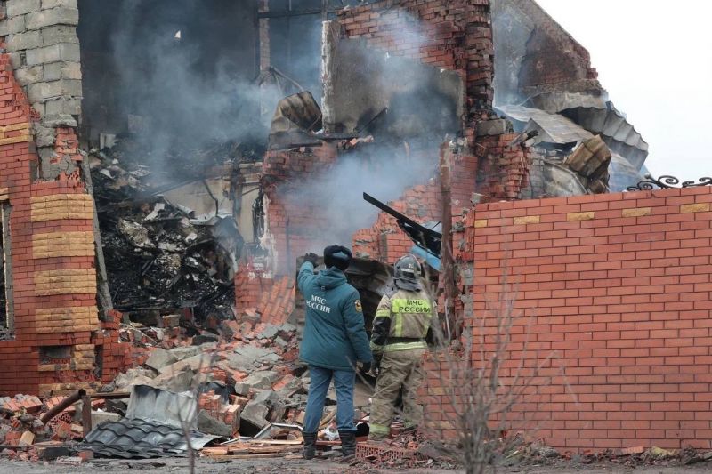 В Батайске простились с женщиной, погибшей в ночной атаке БПЛА на город 18 декабря