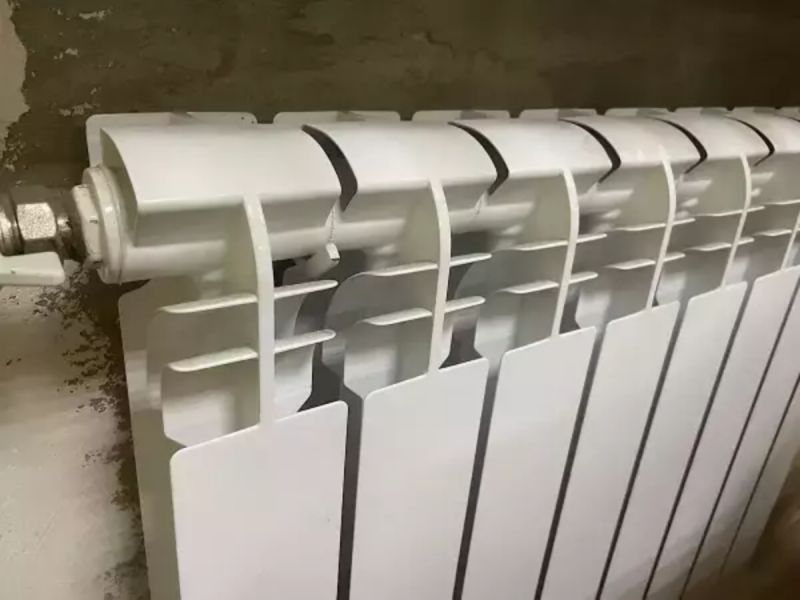 В Ростове жители дома на Еременко не могут добиться нормального отопления уже 10 дней